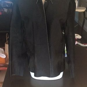 Beautiful pony hair jacket with 4 snaps